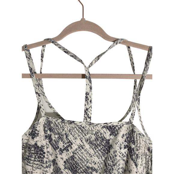 NWOT VS Pink Marble Snake Print Athleisure Workout Racerback Tank Top XL - Picture 3 of 7